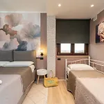 Couette-café Golden House & Rose
