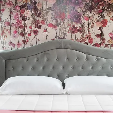 Golden House & B&B 4*