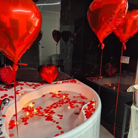 Golden House & 住宿加早餐酒店 4*