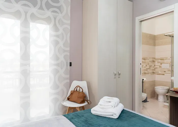 Golden House & 住宿加早餐酒店