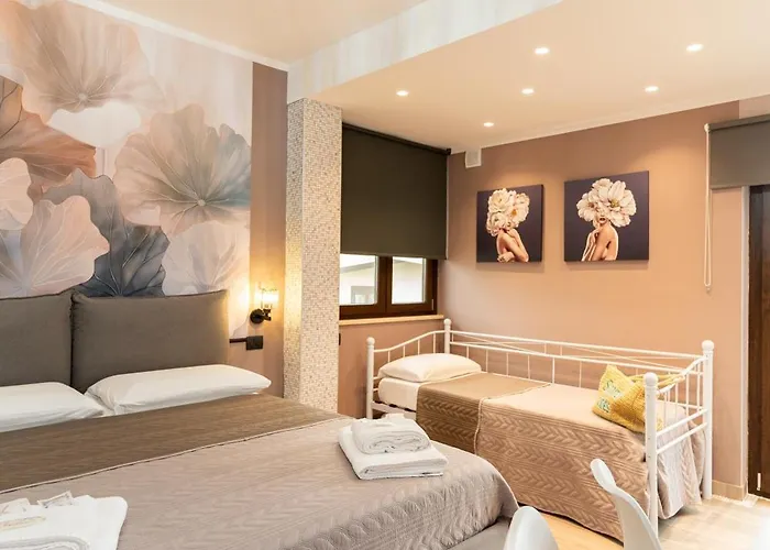 Golden House & לינה וארוחת בוקר