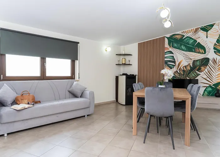 Golden House & 住宿加早餐酒店 4*