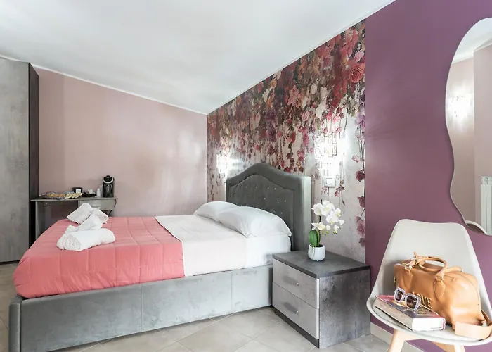 住宿加早餐酒店 Golden House & Rose