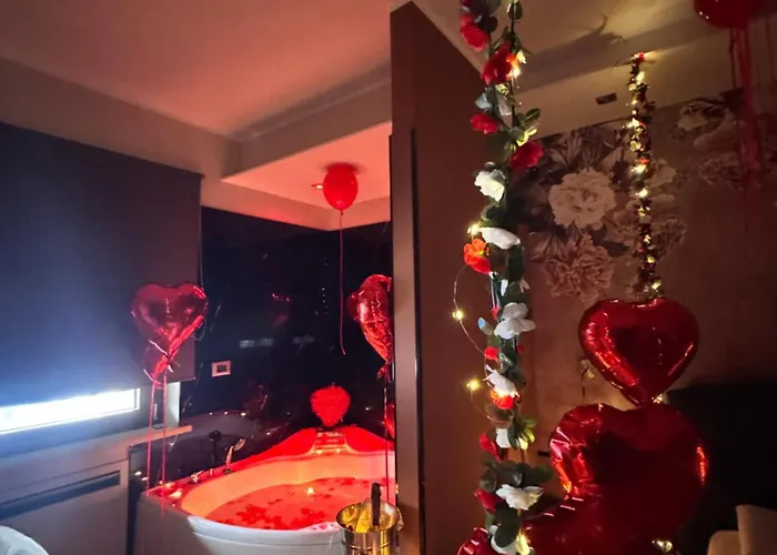 住宿加早餐酒店 Golden House &